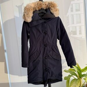 Canada Goose Women’s Black Label Rossclair Parka XXS